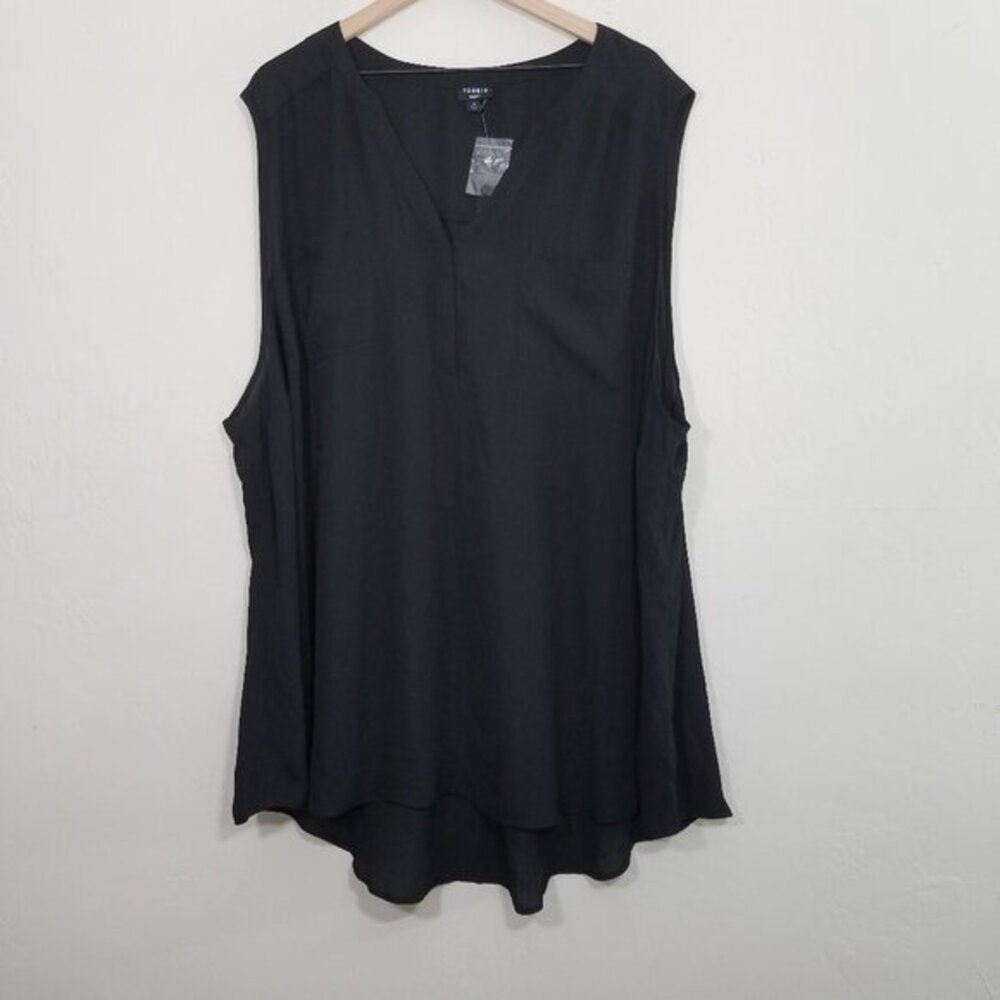 NWT Torrid Harper Sleeveless Top Blouse with Front Pockets Black Size 6